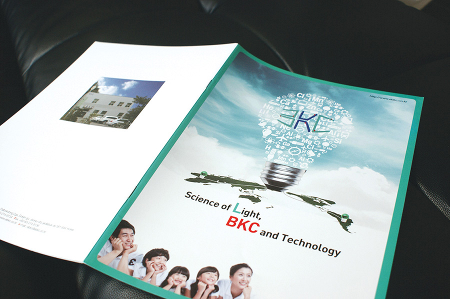 bkc기업제품 카타로그 제작의뢰는 제품카탈로그 디자인 편집 제작 전문업체 더레이아웃 입니다